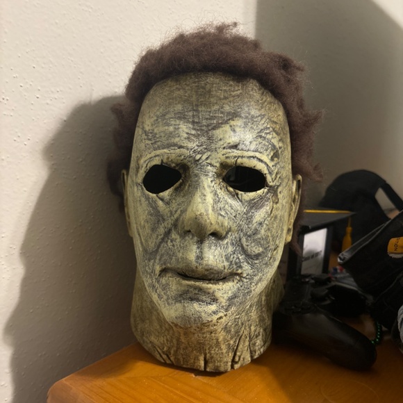 Michael Myers 2018 Miramax Mask - Picture 3 of 3